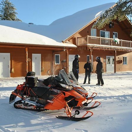 Motel Ours Bleu Lac-Saguay Exterior foto